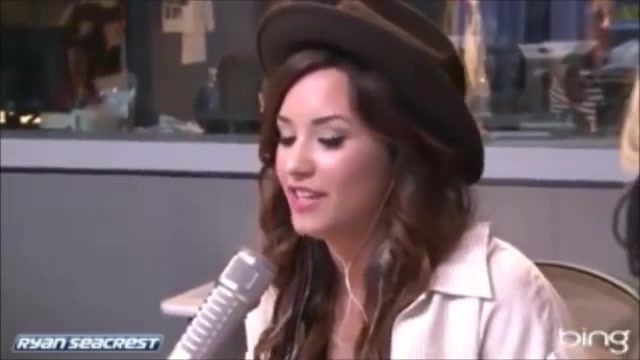 Demi Lovato\'s Interview with Ryan Seacrest -Skyscraper premier [Full] 0996 - Demilu Interview with Ryan Seacrest -Skyscraper premier Part oo1