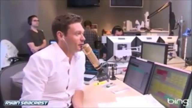 Demi Lovato\'s Interview with Ryan Seacrest -Skyscraper premier [Full] 2231