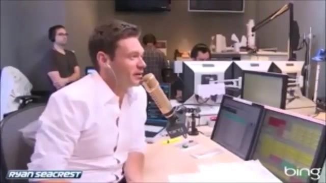 Demi Lovato\'s Interview with Ryan Seacrest -Skyscraper premier [Full] 2232