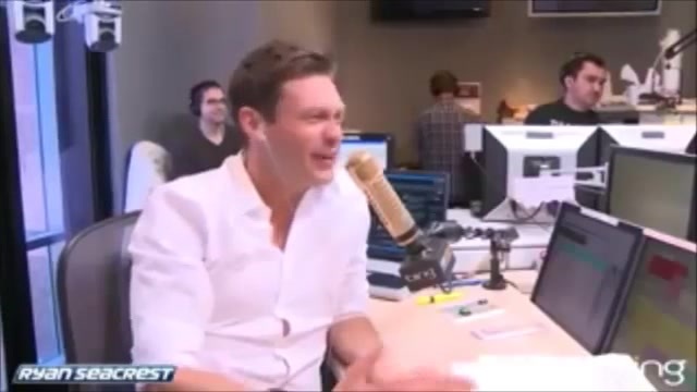 Demi Lovato\'s Interview with Ryan Seacrest -Skyscraper premier [Full] 2692 - Demilu Interview with Ryan Seacrest -Skyscraper premier Part oo5