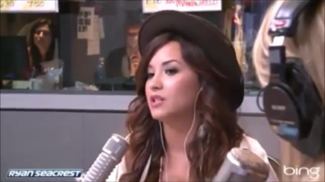 Demi Lovato\'s Interview with Ryan Seacrest -Skyscraper premier [Full] 1849