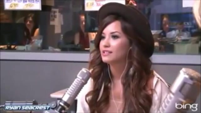 Demi Lovato\'s Interview with Ryan Seacrest -Skyscraper premier [Full] 2253