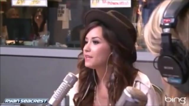 Demi Lovato\'s Interview with Ryan Seacrest -Skyscraper premier [Full] 1460 - Demilu Interview with Ryan Seacrest -Skyscraper premier Part oo2