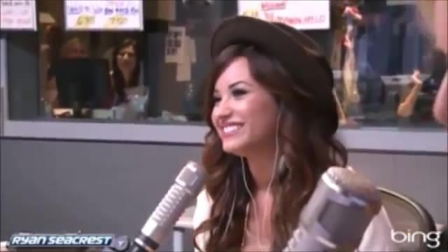 Demi Lovato\'s Interview with Ryan Seacrest -Skyscraper premier [Full] 2711 - Demilu Interview with Ryan Seacrest -Skyscraper premier Part oo5