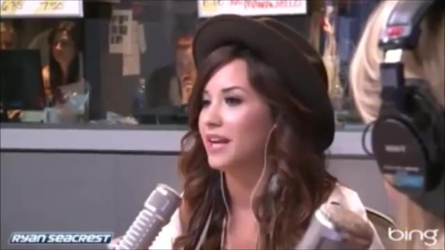 Demi Lovato\'s Interview with Ryan Seacrest -Skyscraper premier [Full] 1872