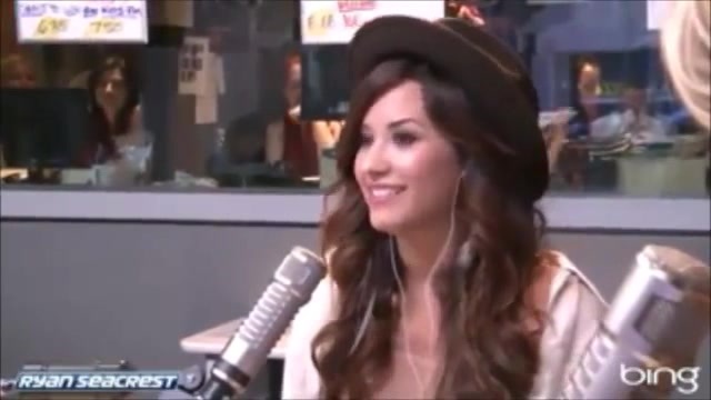 Demi Lovato\'s Interview with Ryan Seacrest -Skyscraper premier [Full] 2266