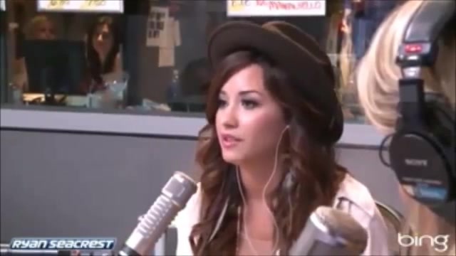 Demi Lovato\'s Interview with Ryan Seacrest -Skyscraper premier [Full] 1474