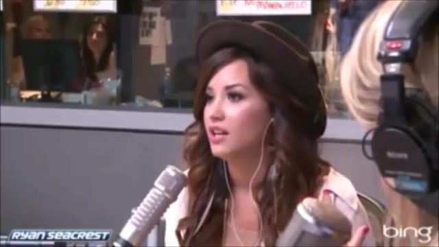 Demi Lovato\'s Interview with Ryan Seacrest -Skyscraper premier [Full] 1478 - Demilu Interview with Ryan Seacrest -Skyscraper premier Part oo2