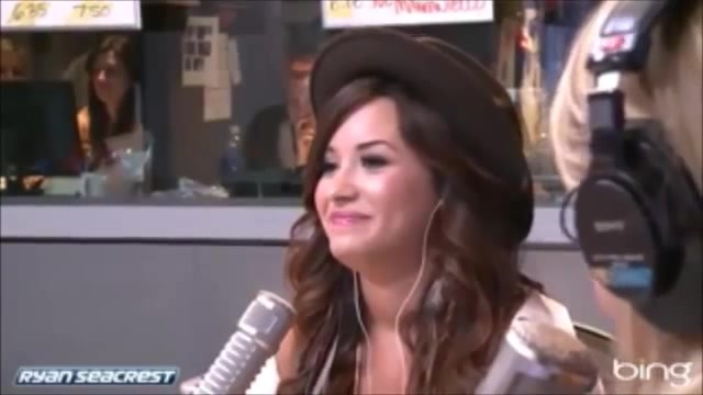 Demi Lovato\'s Interview with Ryan Seacrest -Skyscraper premier [Full] 1885