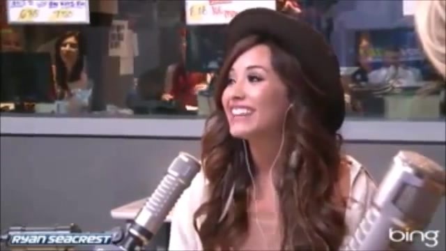 Demi Lovato\'s Interview with Ryan Seacrest -Skyscraper premier [Full] 2283