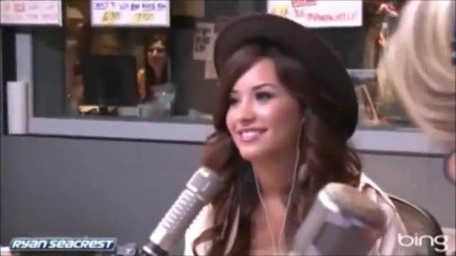Demi Lovato\'s Interview with Ryan Seacrest -Skyscraper premier [Full] 2745 - Demilu Interview with Ryan Seacrest -Skyscraper premier Part oo5