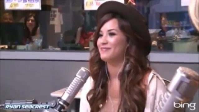 Demi Lovato\'s Interview with Ryan Seacrest -Skyscraper premier [Full] 2289