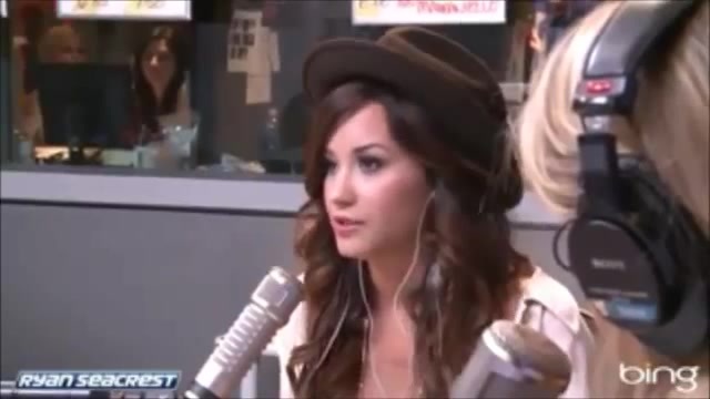 Demi Lovato\'s Interview with Ryan Seacrest -Skyscraper premier [Full] 1499