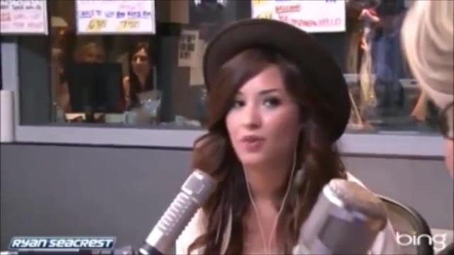Demi Lovato\'s Interview with Ryan Seacrest -Skyscraper premier [Full] 2752 - Demilu Interview with Ryan Seacrest -Skyscraper premier Part oo5