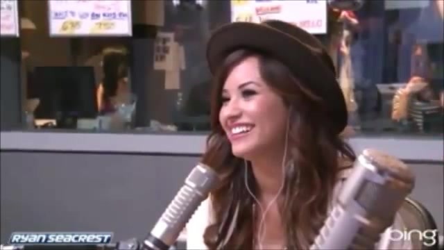 Demi Lovato\'s Interview with Ryan Seacrest -Skyscraper premier [Full] 2771 - Demilu Interview with Ryan Seacrest -Skyscraper premier Part oo5
