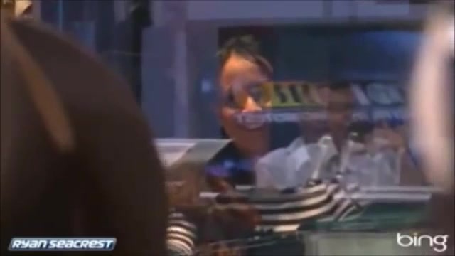 Demi Lovato\'s Interview with Ryan Seacrest -Skyscraper premier [Full] 2314