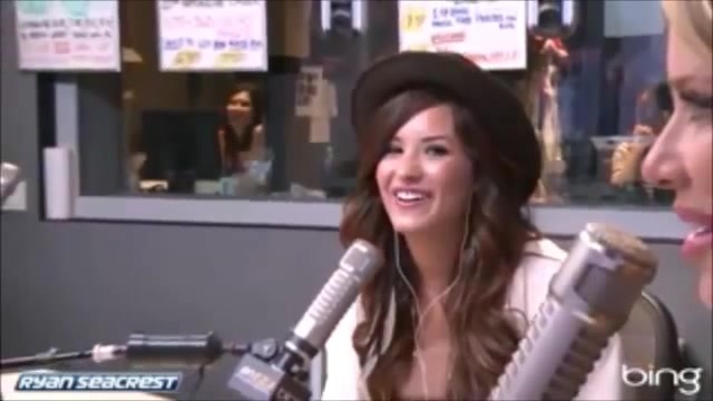 Demi Lovato\'s Interview with Ryan Seacrest -Skyscraper premier [Full] 2776 - Demilu Interview with Ryan Seacrest -Skyscraper premier Part oo5