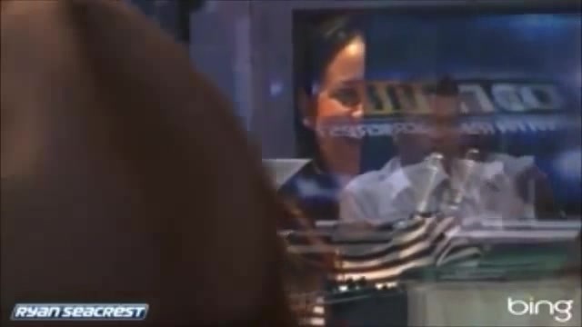 Demi Lovato\'s Interview with Ryan Seacrest -Skyscraper premier [Full] 2319