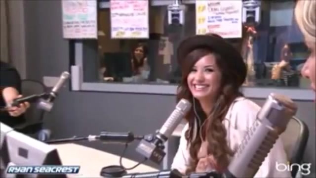 Demi Lovato\'s Interview with Ryan Seacrest -Skyscraper premier [Full] 2781 - Demilu Interview with Ryan Seacrest -Skyscraper premier Part oo5