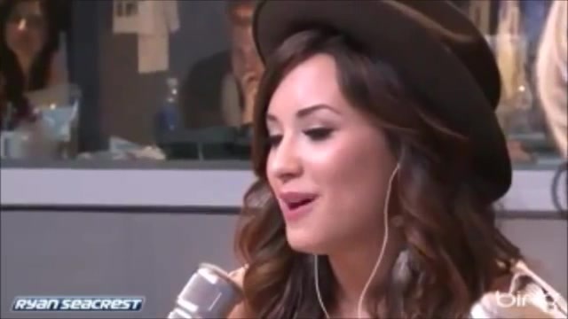 Demi Lovato\'s Interview with Ryan Seacrest -Skyscraper premier [Full] 1936