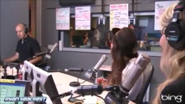 Demi Lovato\'s Interview with Ryan Seacrest -Skyscraper premier [Full] 2798 - Demilu Interview with Ryan Seacrest -Skyscraper premier Part oo5