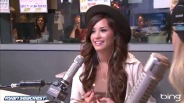 Demi Lovato\'s Interview with Ryan Seacrest -Skyscraper premier [Full] 2366 - Demilu Interview with Ryan Seacrest -Skyscraper premier Part oo4