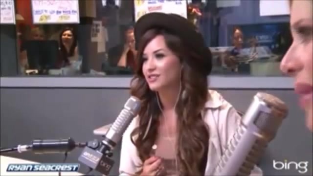 Demi Lovato\'s Interview with Ryan Seacrest -Skyscraper premier [Full] 2369 - Demilu Interview with Ryan Seacrest -Skyscraper premier Part oo4