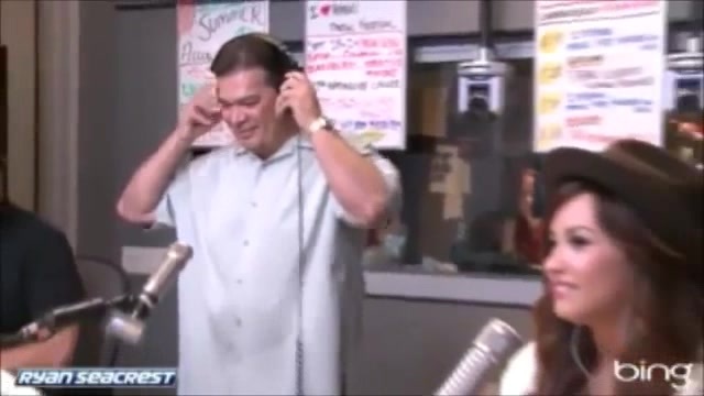 Demi Lovato\'s Interview with Ryan Seacrest -Skyscraper premier [Full] 2833 - Demilu Interview with Ryan Seacrest -Skyscraper premier Part oo5