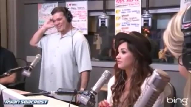 Demi Lovato\'s Interview with Ryan Seacrest -Skyscraper premier [Full] 2838 - Demilu Interview with Ryan Seacrest -Skyscraper premier Part oo5