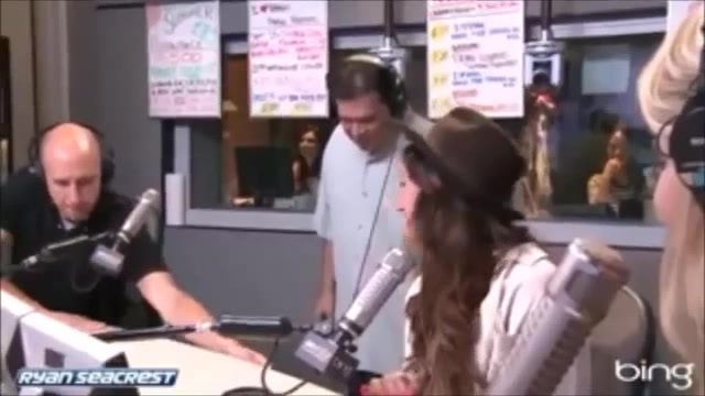 Demi Lovato\'s Interview with Ryan Seacrest -Skyscraper premier [Full] 2848 - Demilu Interview with Ryan Seacrest -Skyscraper premier Part oo5