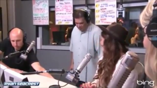 Demi Lovato\'s Interview with Ryan Seacrest -Skyscraper premier [Full] 2850 - Demilu Interview with Ryan Seacrest -Skyscraper premier Part oo5