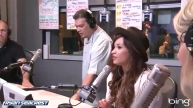 Demi Lovato\'s Interview with Ryan Seacrest -Skyscraper premier [Full] 2861 - Demilu Interview with Ryan Seacrest -Skyscraper premier Part oo5