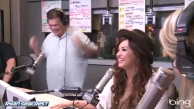 Demi Lovato\'s Interview with Ryan Seacrest -Skyscraper premier [Full] 2885 - Demilu Interview with Ryan Seacrest -Skyscraper premier Part oo5