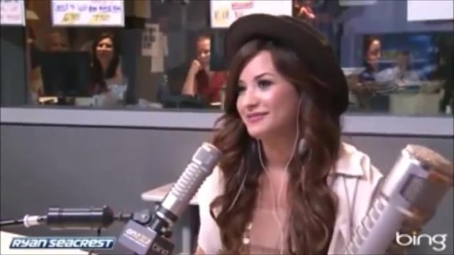 Demi Lovato\'s Interview with Ryan Seacrest -Skyscraper premier [Full] 2415 - Demilu Interview with Ryan Seacrest -Skyscraper premier Part oo4