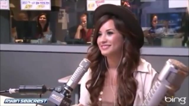 Demi Lovato\'s Interview with Ryan Seacrest -Skyscraper premier [Full] 2416 - Demilu Interview with Ryan Seacrest -Skyscraper premier Part oo4