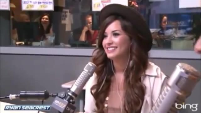 Demi Lovato\'s Interview with Ryan Seacrest -Skyscraper premier [Full] 2417 - Demilu Interview with Ryan Seacrest -Skyscraper premier Part oo4