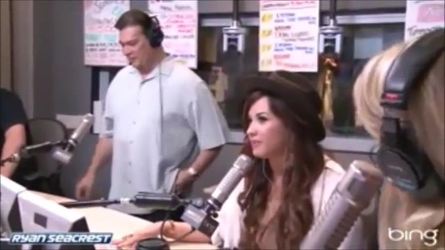 Demi Lovato\'s Interview with Ryan Seacrest -Skyscraper premier [Full] 2892 - Demilu Interview with Ryan Seacrest -Skyscraper premier Part oo5