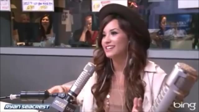 Demi Lovato\'s Interview with Ryan Seacrest -Skyscraper premier [Full] 2424 - Demilu Interview with Ryan Seacrest -Skyscraper premier Part oo4