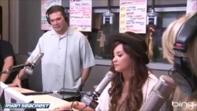 Demi Lovato\'s Interview with Ryan Seacrest -Skyscraper premier [Full] 2897 - Demilu Interview with Ryan Seacrest -Skyscraper premier Part oo5