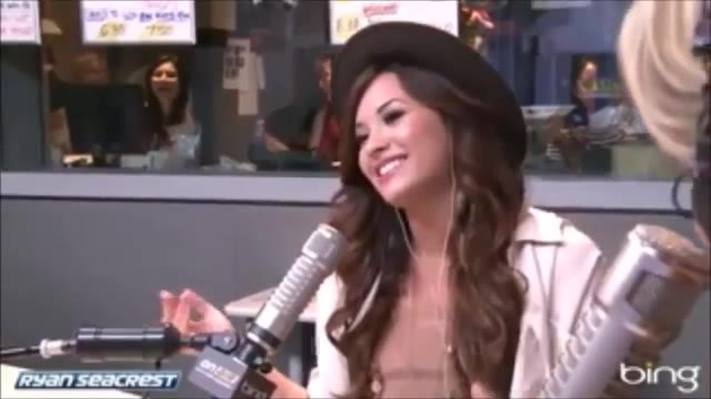 Demi Lovato\'s Interview with Ryan Seacrest -Skyscraper premier [Full] 2430 - Demilu Interview with Ryan Seacrest -Skyscraper premier Part oo4