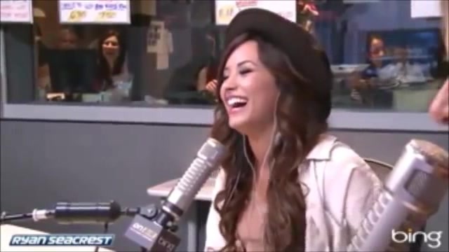 Demi Lovato\'s Interview with Ryan Seacrest -Skyscraper premier [Full] 2439 - Demilu Interview with Ryan Seacrest -Skyscraper premier Part oo4