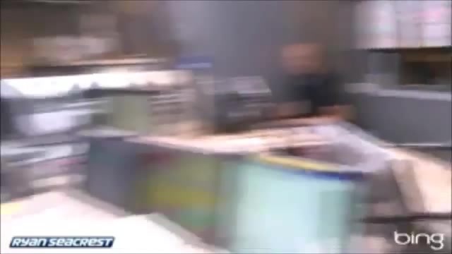 Demi Lovato\'s Interview with Ryan Seacrest -Skyscraper premier [Full] 2442 - Demilu Interview with Ryan Seacrest -Skyscraper premier Part oo4