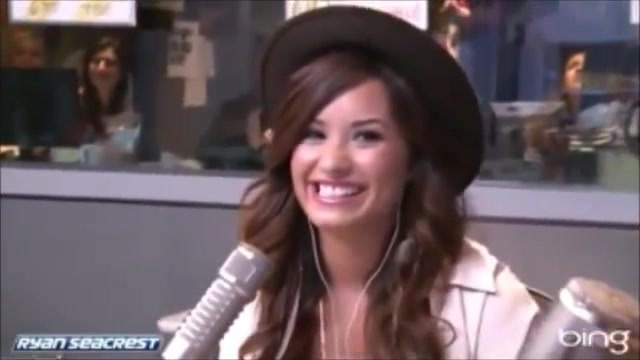 Demi Lovato\'s Interview with Ryan Seacrest -Skyscraper premier [Full] 2458 - Demilu Interview with Ryan Seacrest -Skyscraper premier Part oo4