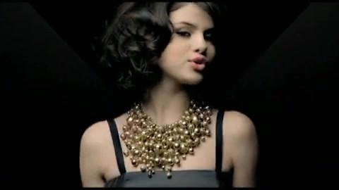 Selena Gomez & The Scene - Naturally 024