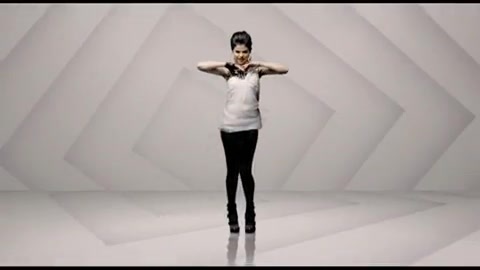Selena Gomez & The Scene - Naturally 066