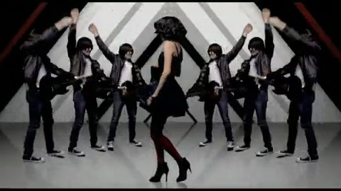 Selena Gomez & The Scene - Naturally 191