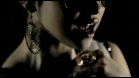 Selena Gomez & The Scene - Naturally 217