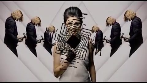 Selena Gomez & The Scene - Naturally 290