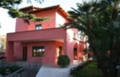 44773503_DRCEVJIDZ - casa si familia lu florencia bertotti