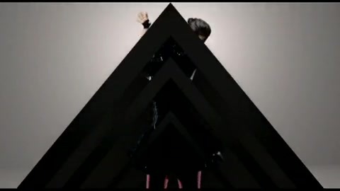 Selena Gomez & The Scene - Naturally 371